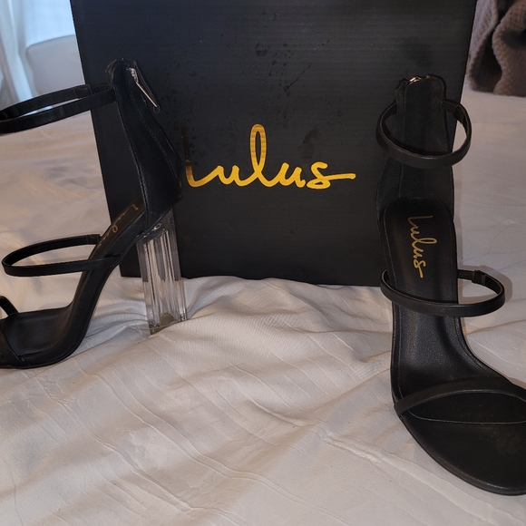 Isabella scrappy sandals.excellent Condition 4 Inches - Picture 7 of 8